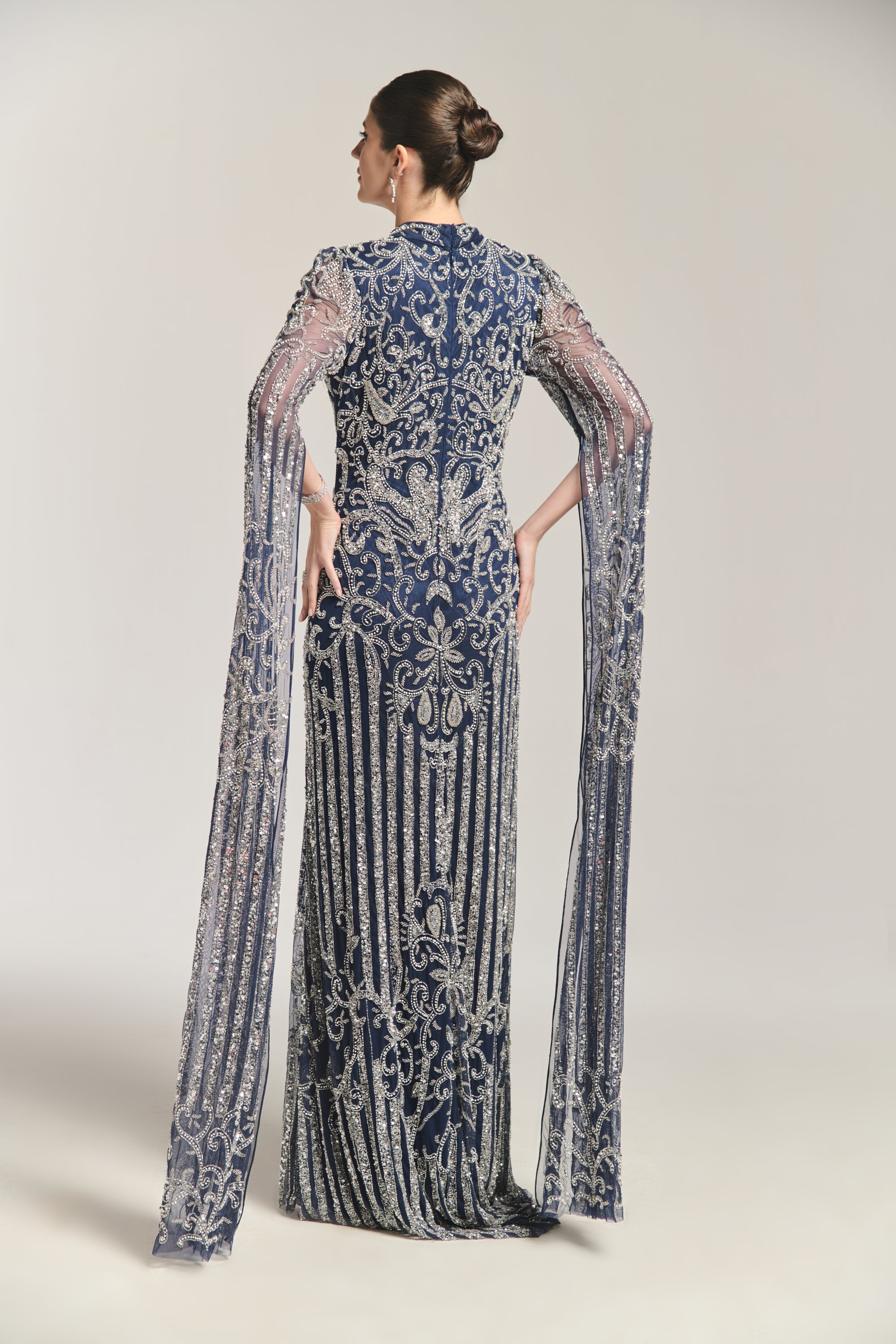 Elizabeth Maxi