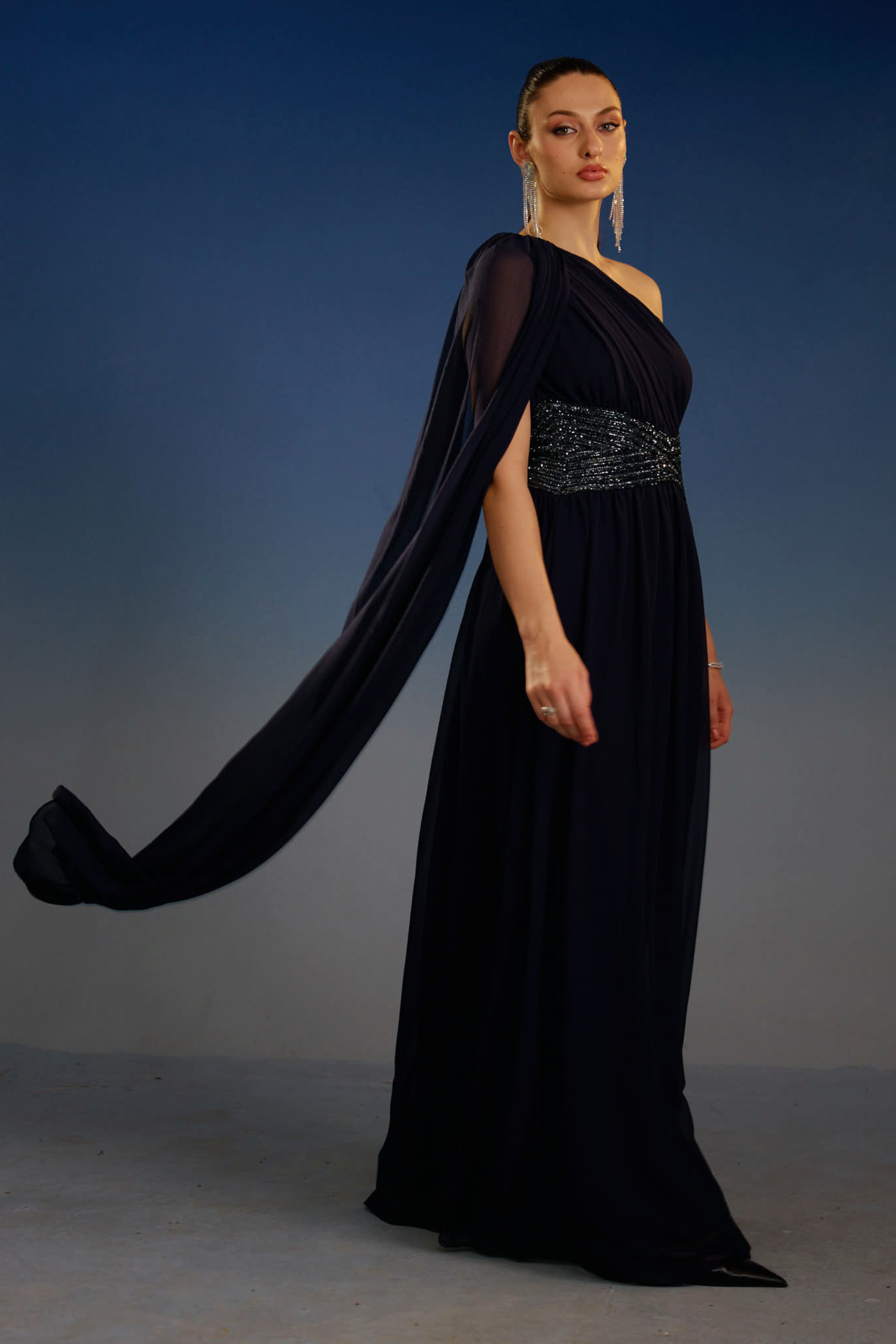 Sovereign One-Shoulder Drape maxi dress